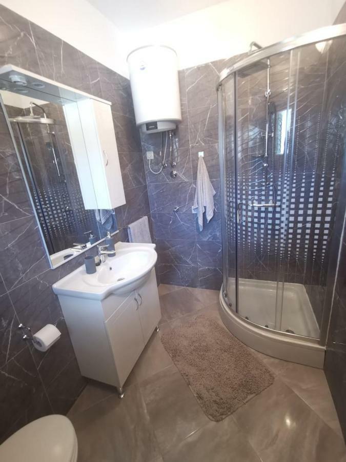 Mala Kuca Daire Vodice Dış mekan fotoğraf